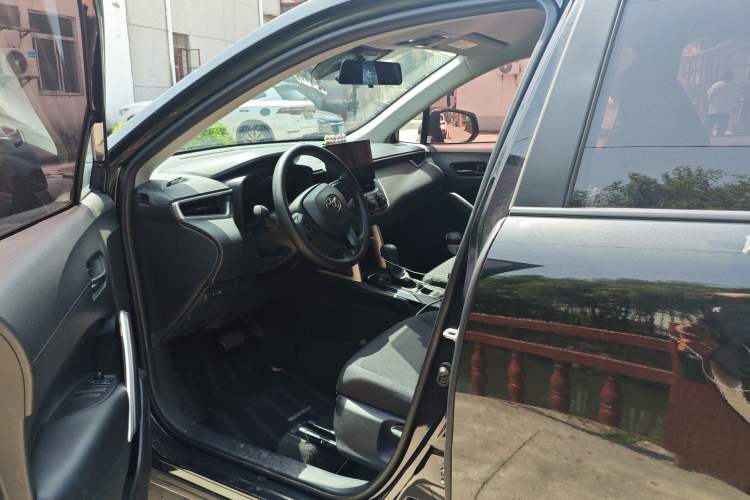 Used Toyota Corolla Cross 2024 2.0L Pioneer Edition Driver Seat