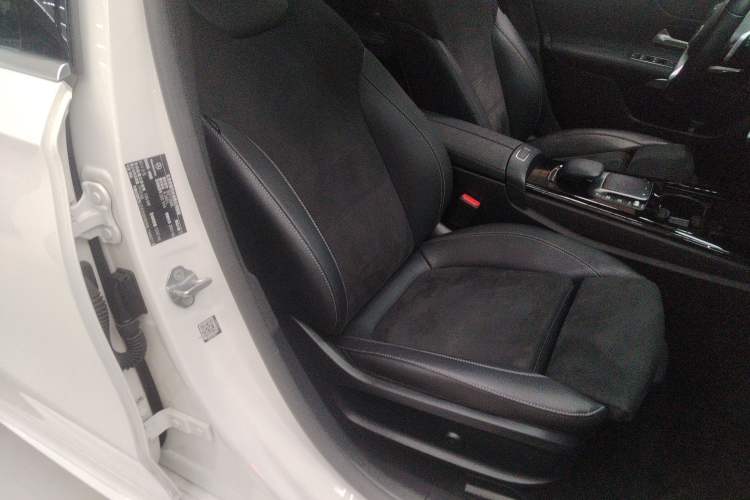 Used Mercedes-Benz A-Class 2021 A 200 L Sport Sedan Fashion Model Right Front Seat