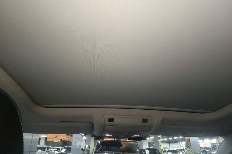 Used Volkswagen T-ROC 2019 230TSI DSG Two-Wheel-Drive Advanced Version China VI Standard