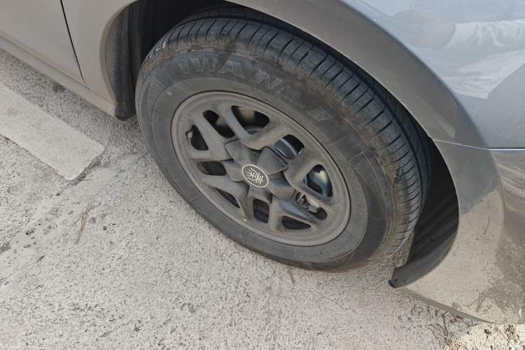 Used BYD Qin PLUS 2025 DM-i Smart Drive 55KM Leading Model
