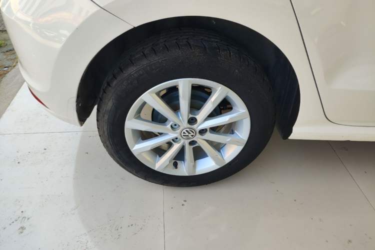 Used Volkswagen Polo 2014 1.6L Automatic Luxury Edition