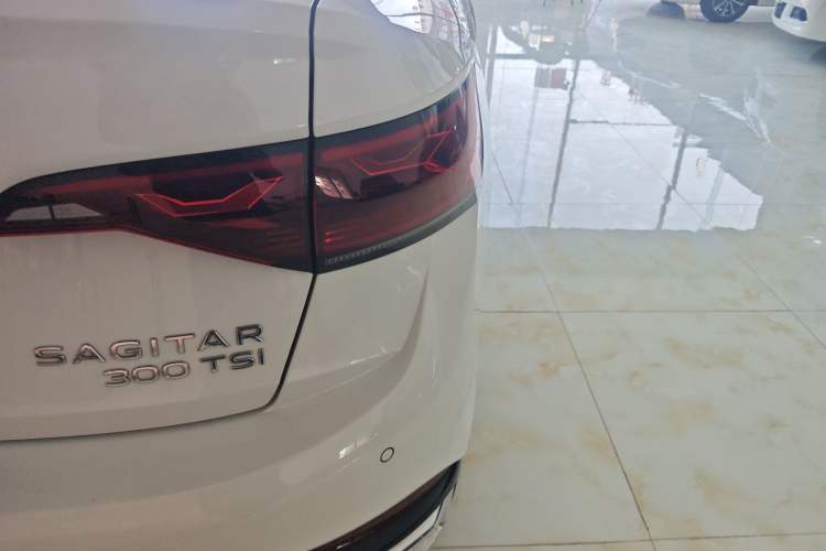 Used Volkswagen Sagitar 2023 300TSI DSG Excellence Edition
