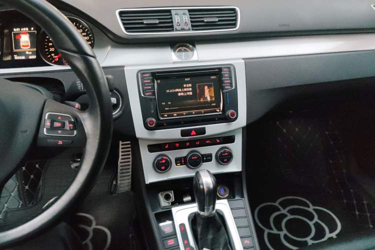 Used Volkswagen CC 2016 1.8TSI Luxury Model Audio And AC Panel