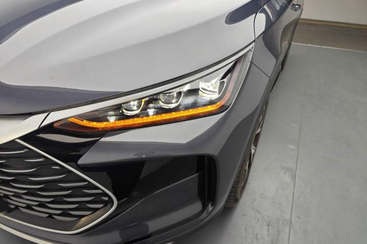 Used BYD Tang New Energy 2025 DM-i 115KM Cloud Ride Flagship Model Left Front Headlight