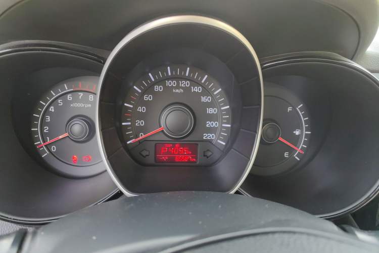 Used Kia K2 2015 Sedan 1.4L Automatic GLS
