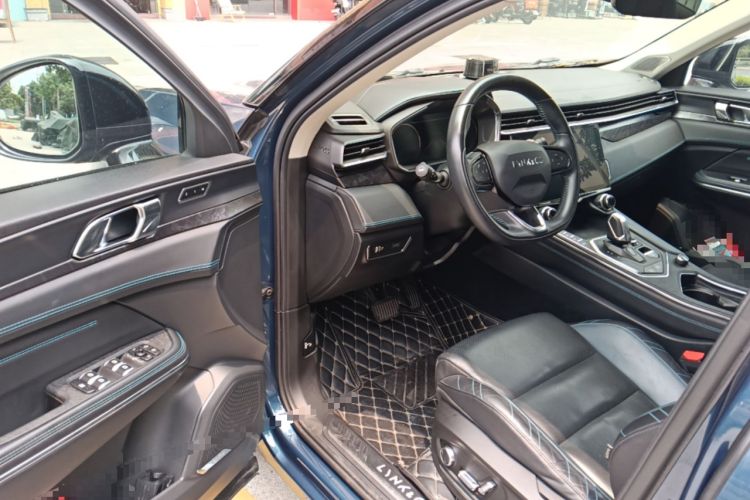 Used Lynk & Co 05 2020 2.0TD Two-Wheel Drive Shine Halo