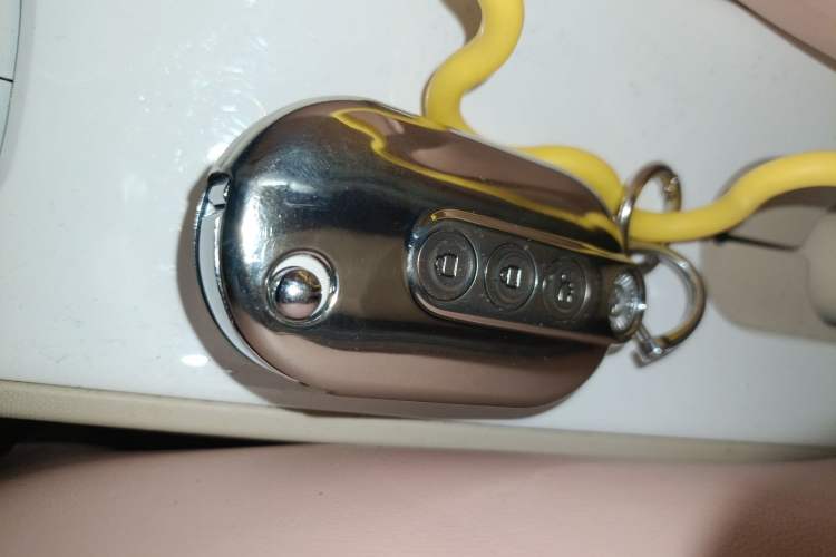 Used Wuling Hongguang MINIEV 2024 3rd Generation 215km Advanced Version
