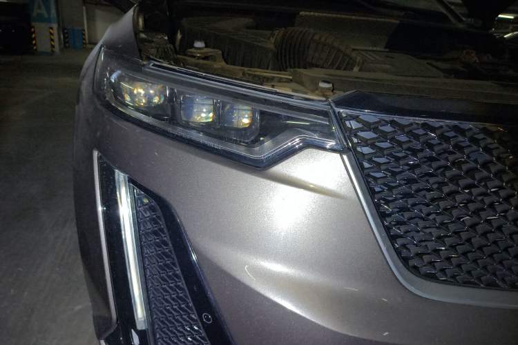 Used Cadillac XT6 2020 28T Six-Seater Luxury Version