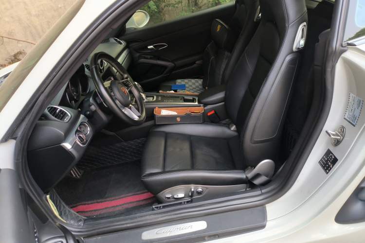 Used Porsche 718 2016 Cayman 2.0T