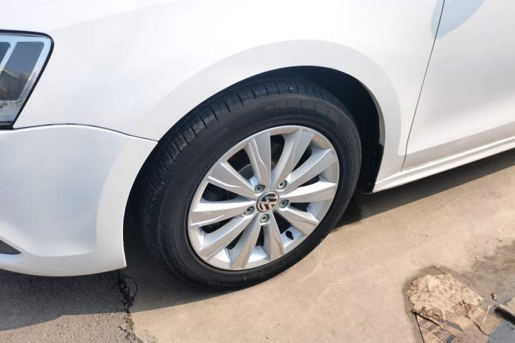 Used Volkswagen Sagitar 2014 Revised Version 1.6L Automatic Comfort Edition