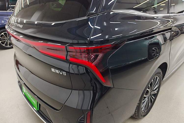 Used FORTHING Xinghai V9 2024 1.5TD 200km Qingyunti Series Premium Version Right Rear Taillight