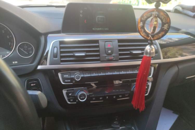 Used BMW 3 Series 2018 320Li xDrive Fashion Model