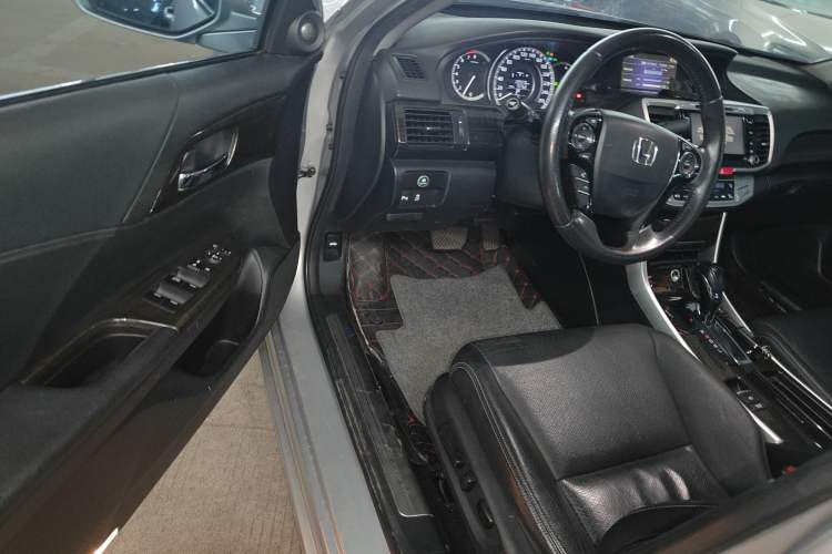 Used Honda Accord 2014 2.4L EXN Luxury Navigation Edition