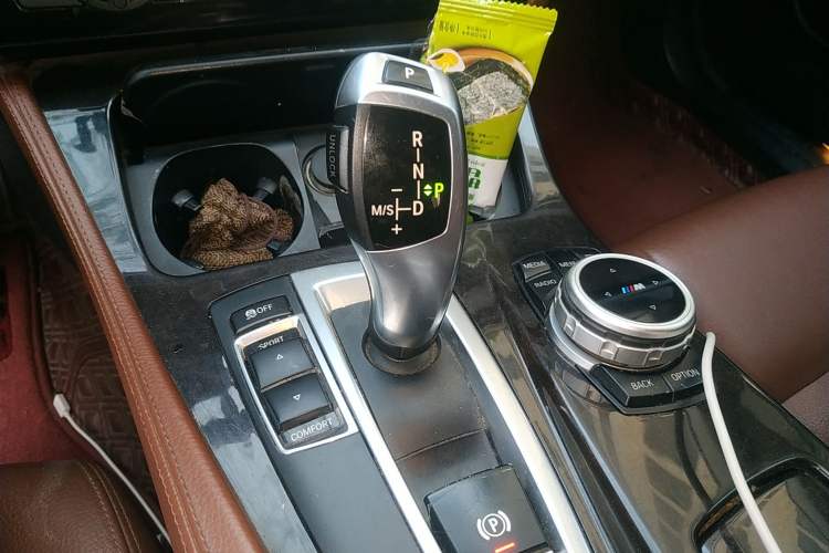 Used BMW 5 Series 2014 525Li Leading Model Gear Lever