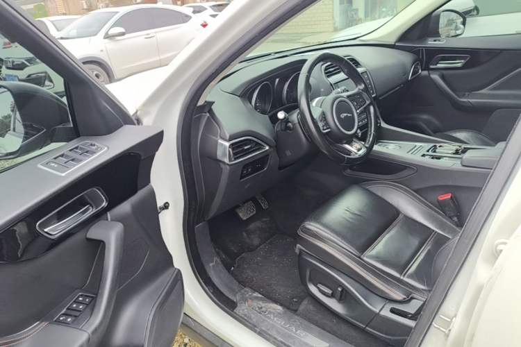 Used Jaguar F-PACE 2018 2.0T Four-Wheel Drive Urban Luxury Edition