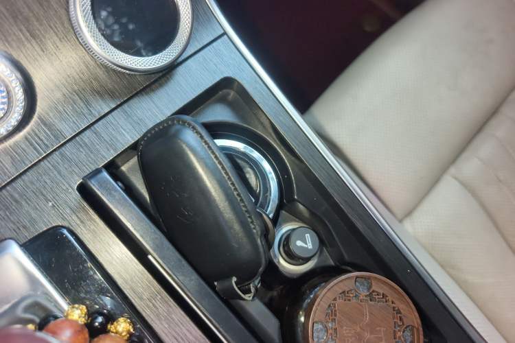 Used Hongqi H9 2022 2.0T Smart Connect Flagship Edition
