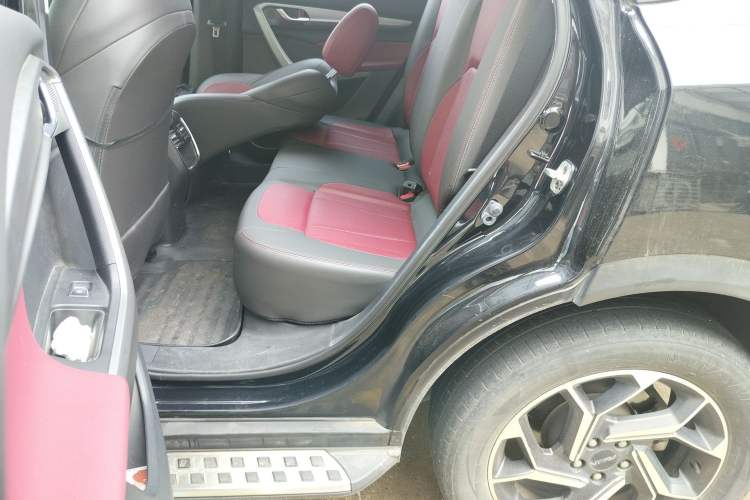 Used Dongfeng Aeolus AX7 2021 PRO 1.6T Automatic Smart Edition Left Rear Seat