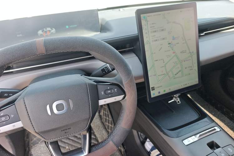 Used CHANGAN NEVO A05 2025 Truly Delicious Version 145 Excellence Edition Gear Lever