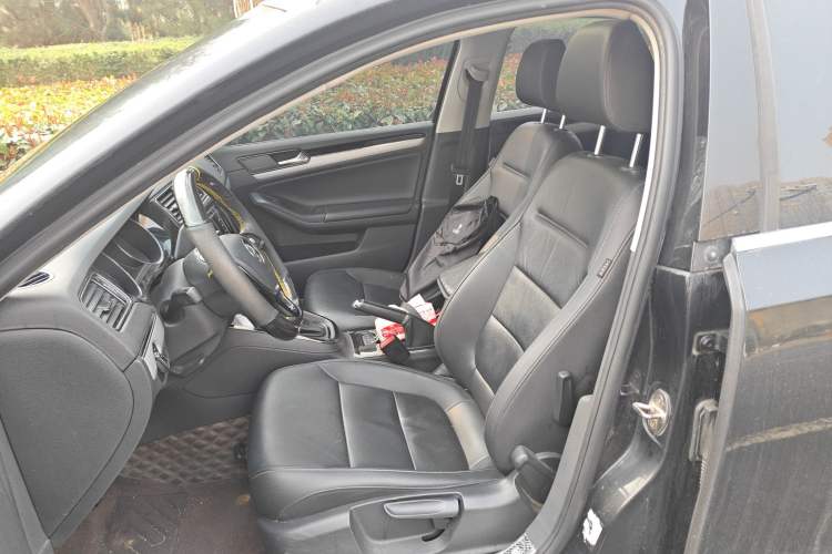 Used Volkswagen Sagitar 2018 1.6L Automatic Comfort Model
