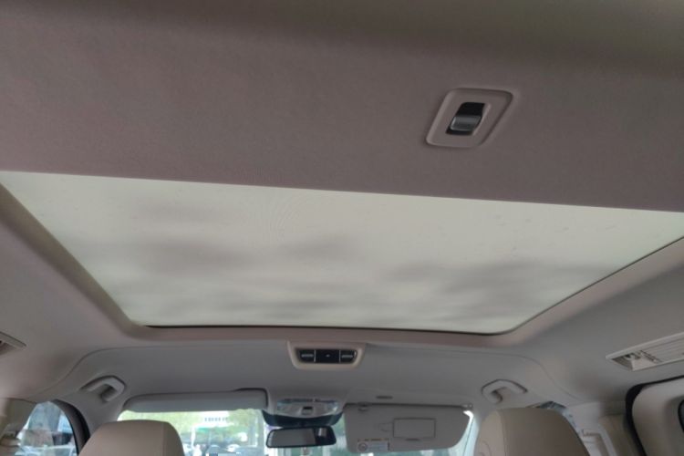 Used Mercedes-Benz V-Class 2020 V 260 Prestige Edition Headliner