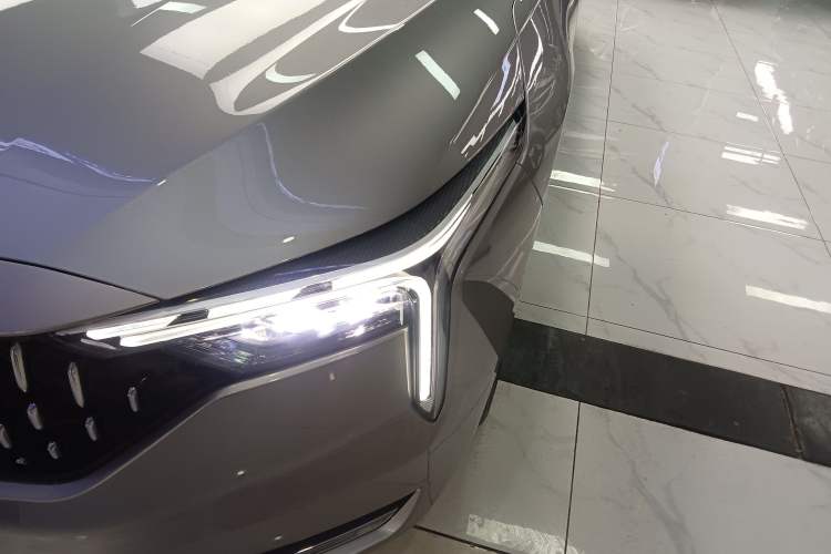 Used Bestune B70 2023 Third Generation 1.5T Automatic Enjoyment Version 70th Anniversary Edition
