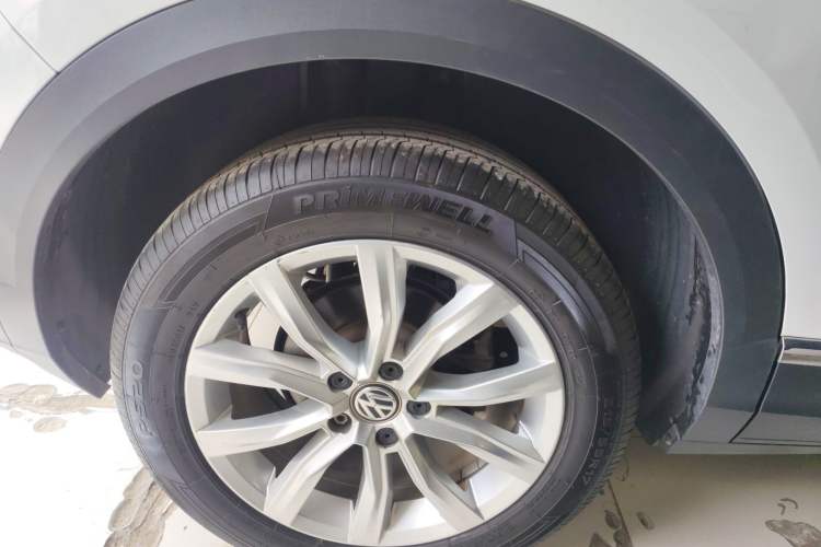 Used Volkswagen T-ROC 2020 230TSI DSG Two-Wheel Drive Advanced Version Exterior 5