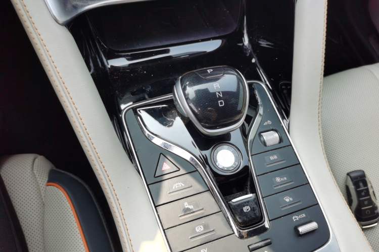 Used BYD Song PLUS New Energy 2021 DM-i 51KM Prestige Model Gear Lever