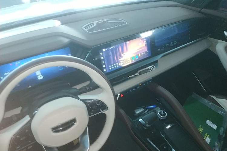 Used Geely Auto Monjaro L 2021 2.0TD DCT EVO Two-Wheel Drive Prestige Version
