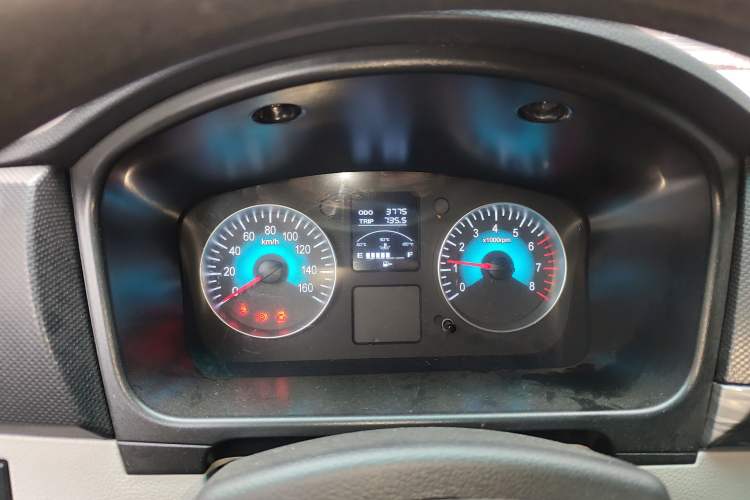 Used Jinbei New Hiace S 2023 1.5L Wealth Edition Passenger Van 5/6/7-Seater Central Air Conditioning Version SWC15M Odometer Close Up