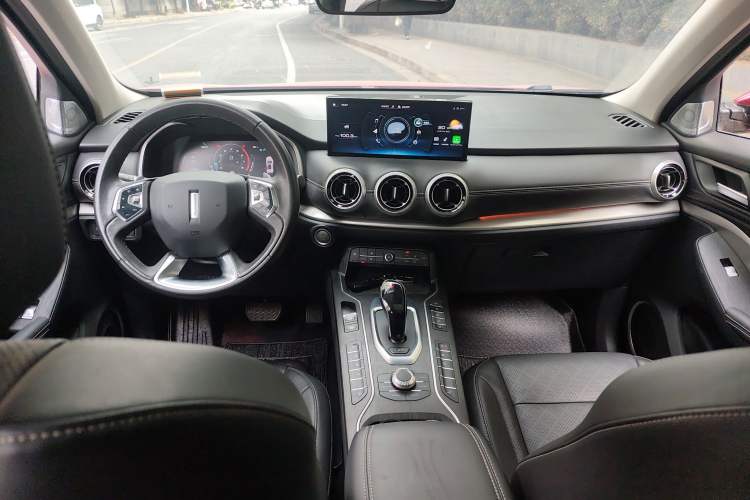 Used Wey VV6 2020 2.0T Four-Wheel Drive Zhiyu+