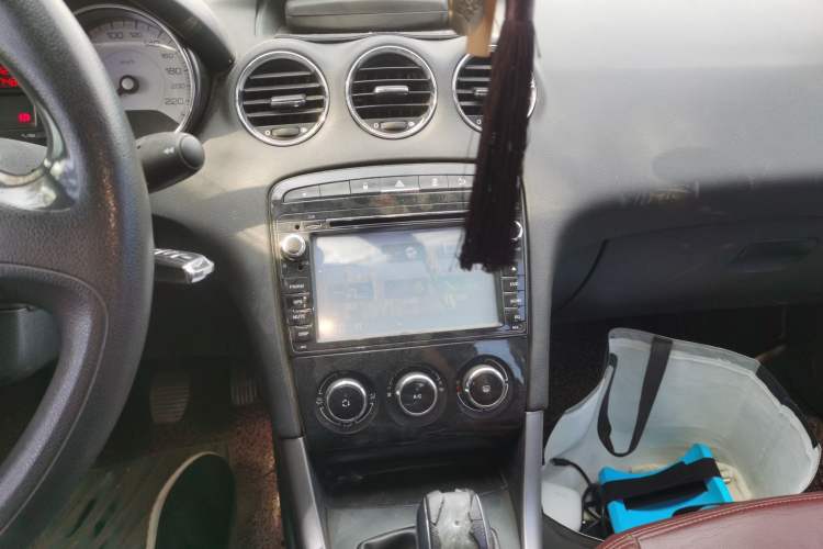 Used Peugeot 408 2013 2.0L Manual Comfort Edition Audio And AC Panel