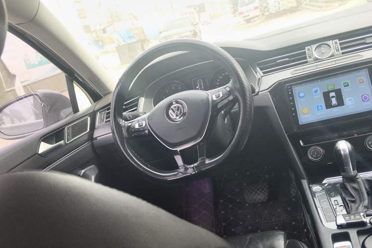 Used Volkswagen Magotan 2018 330TSI DSG Advanced Model
