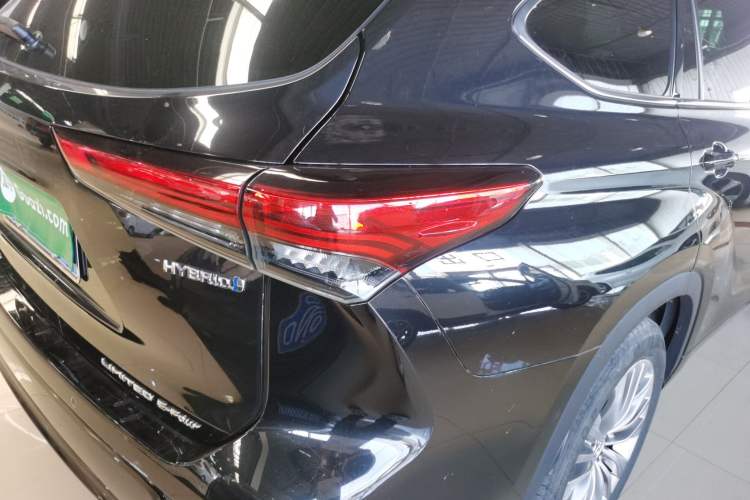 Used Toyota Highlander 2022 Dual-Engine 2.5L Four-Wheel Drive Supreme Edition 7-Seater