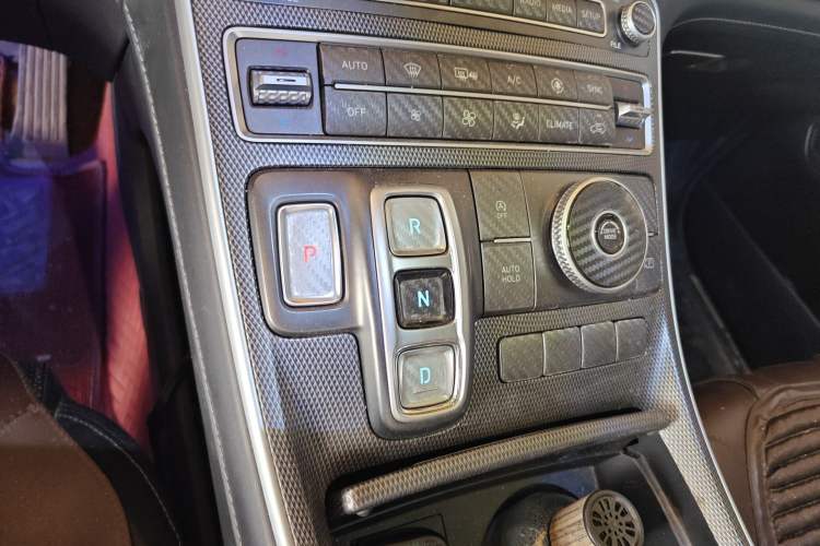 Used Hyundai Santa Fe 2023 Traveler 380T GDi Automatic Two-Wheel Drive GLX Elite Edition
