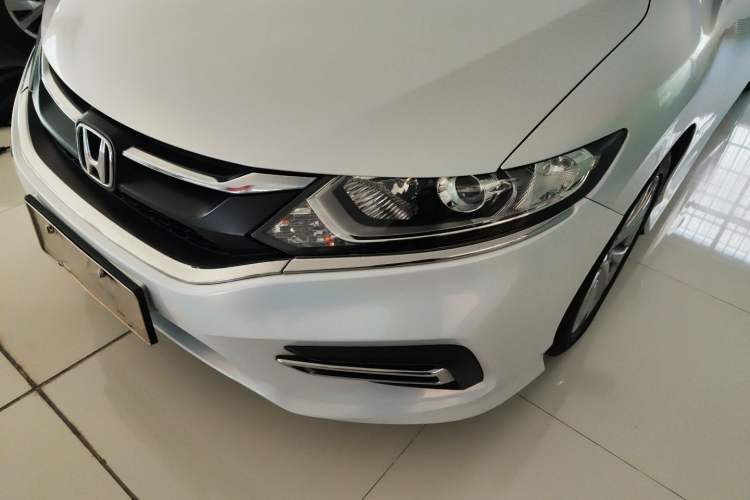 Used Honda Jade 2017 1.8L automatic Comfort version 5 seats