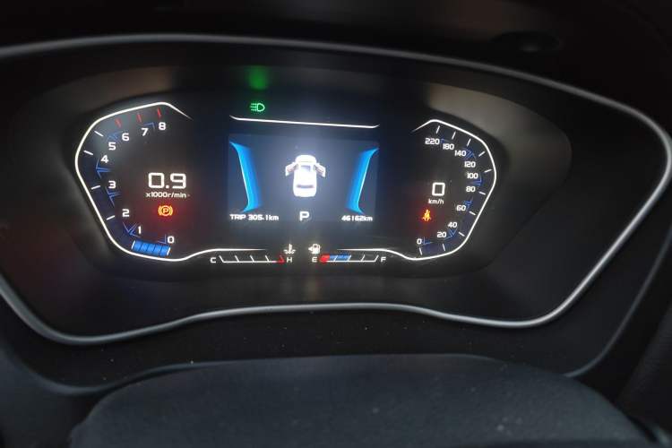 Used Geely Auto Vision X6 2018 1.4T CVT 4G Connected Flagship Edition Odometer Close Up
