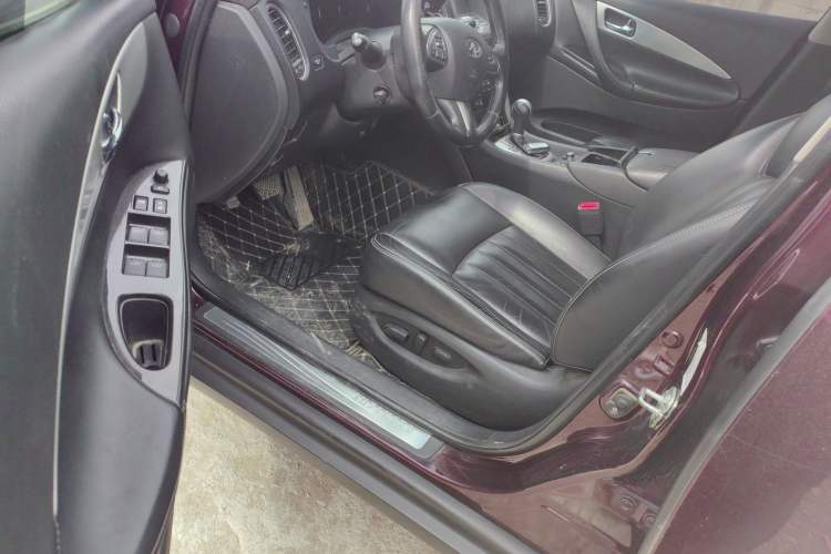 Used Infiniti QX50 2015 2.5L Enjoyment Edition Driver Seat