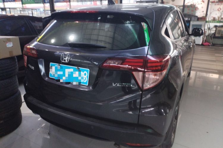 Used Honda Vezel 2016 1.8L CVT Front-Wheel Drive Pioneer Edition