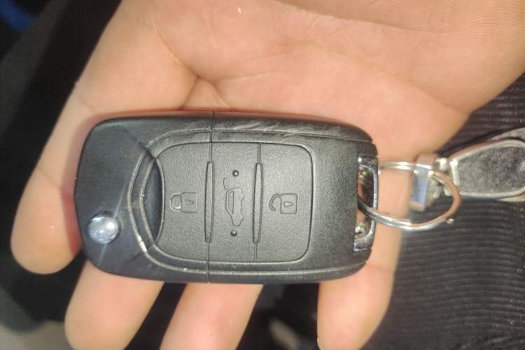 Used Wuling Hongguang MINIEV 2024 3rd Generation 215km Youth Edition Vehicle Key