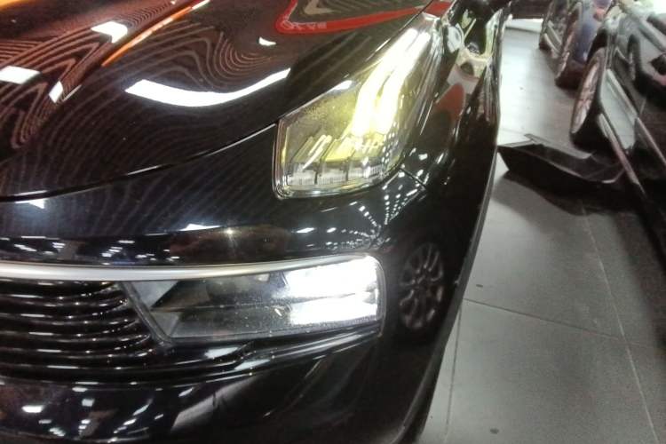 Used Lynk & Co 01 2017 2.0T Two-Wheel Drive Pro Edition Left Front Headlight