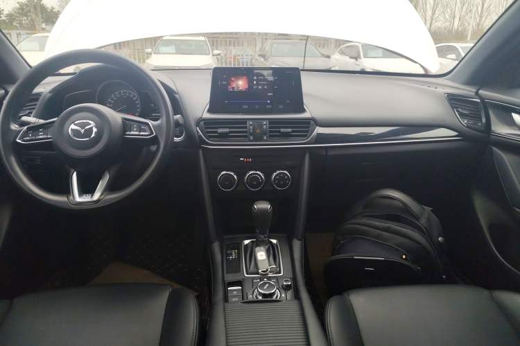 Used Mazda CX-4 2021 2.0L Automatic Two-Wheel Drive Blue Sky Dynamic Edition
