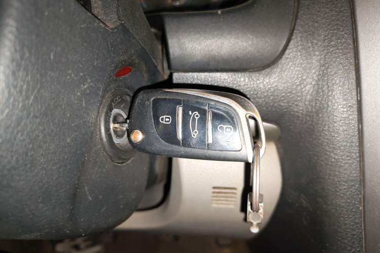 Used Bestune B50 2012 1.6L manual fashion version