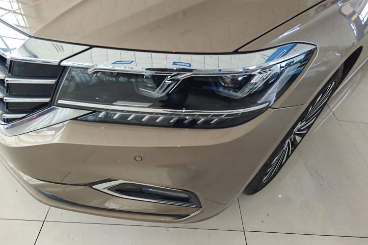 Used Volkswagen Passat 2020 330TSI Prestige Edition China VI Standard Left Front Headlight