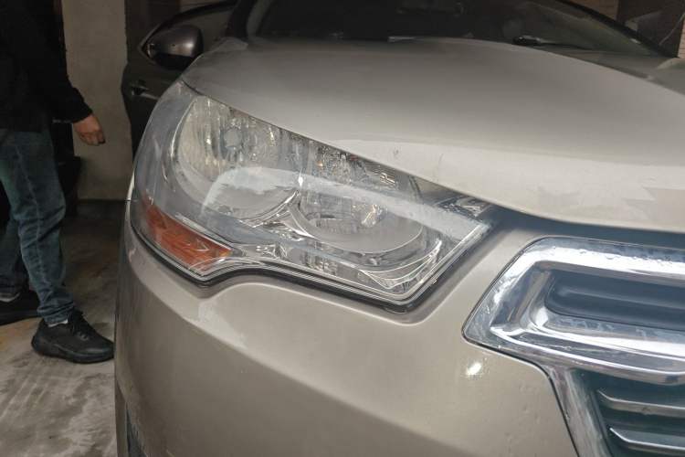 Used Citroen C4L 2013 1.6 THP Automatic Impression Edition
