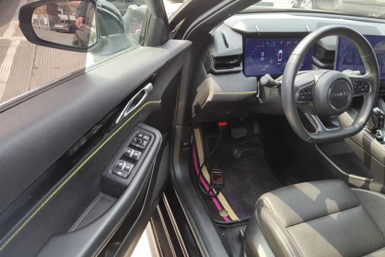 Used Lynk & Co 03 2023 1.5TD DCT JingPro