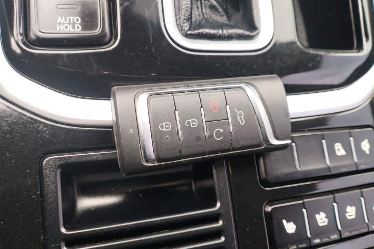 Used GAC Trumpchi GS8 2017 320T Two-Wheel Drive Luxury Smart Connectivity Version (7 Seats)