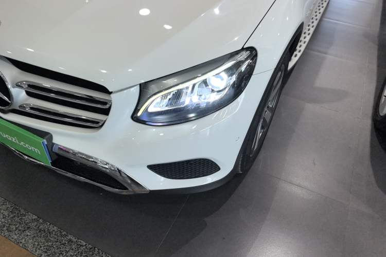 Used Mercedes-Benz GLC 2016 GLC 260 4MATIC Luxury Model Left Front Headlight