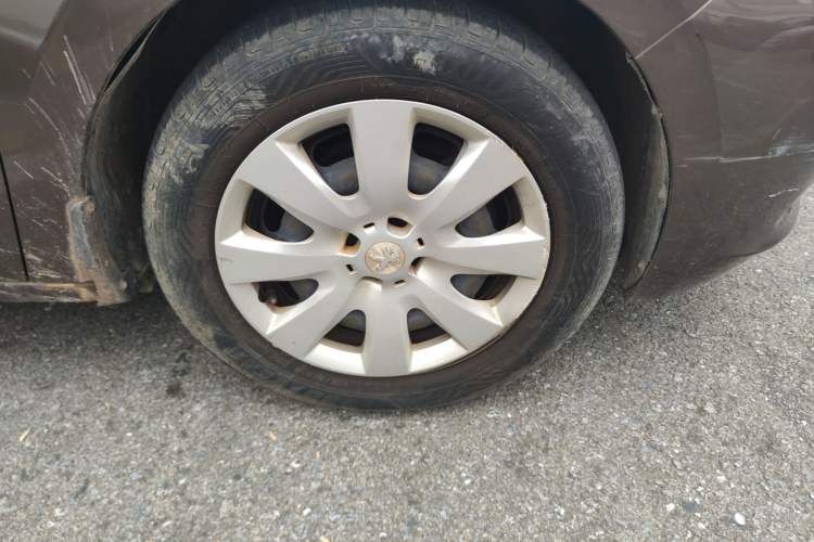 Used Peugeot 301 2014 1.6L Automatic Comfort Edition
