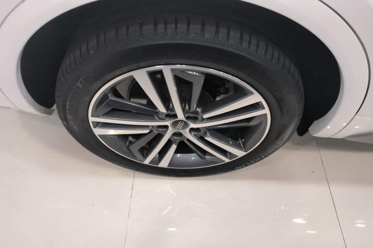 Used Audi Q5L 2022 Updated 40T Luxury Dynamic Edition