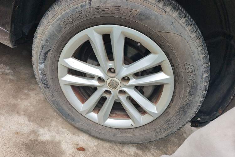 Used Zotye T600 2014 1.5T Manual Luxury Model Right Front Wheel Hub